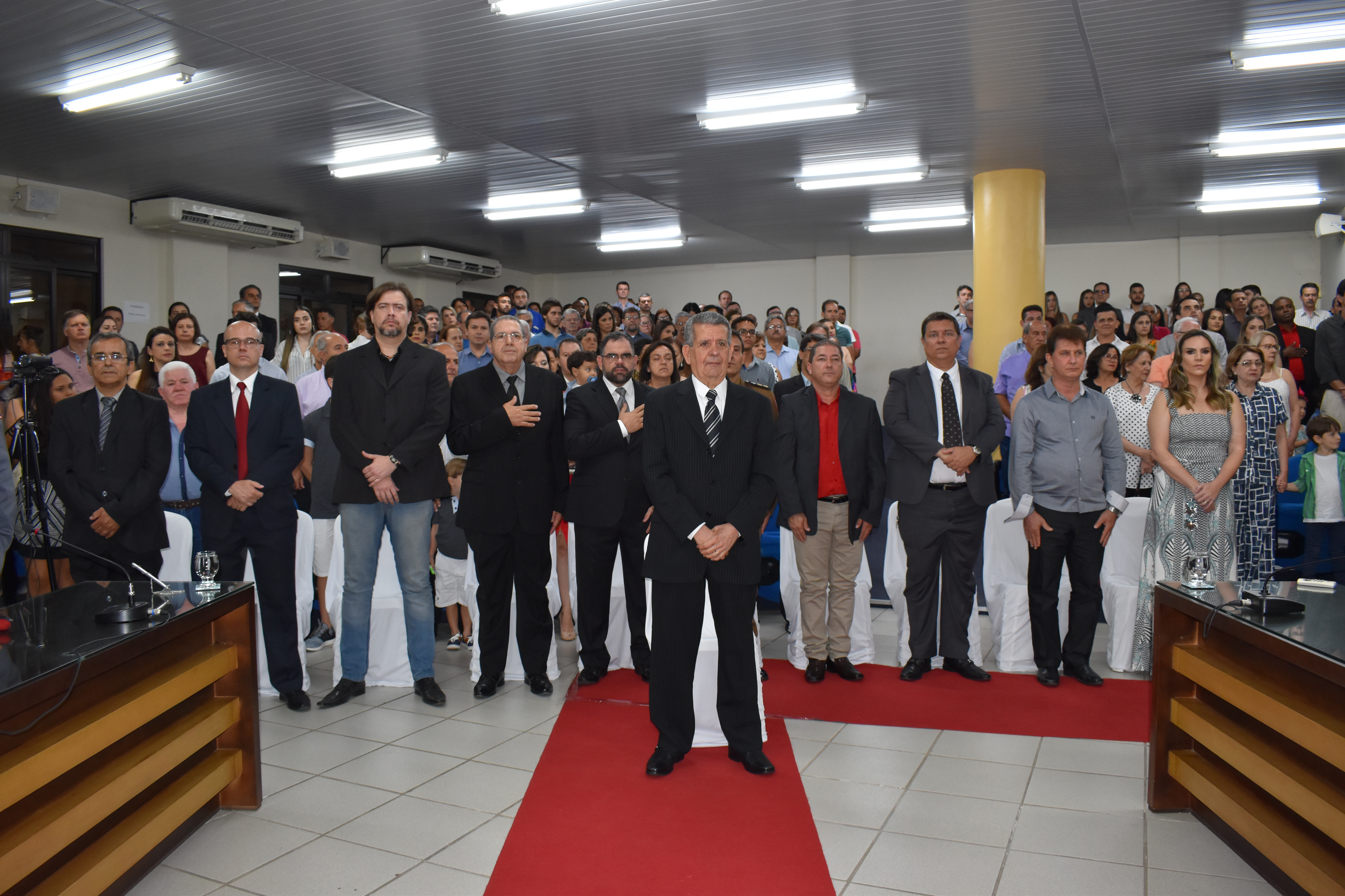 Câmara e Prefeitura de Ubá realizam solenidade de entrega de Títulos de Cidadania Honorária de Ubá e Personalidade Ubaense do Ano