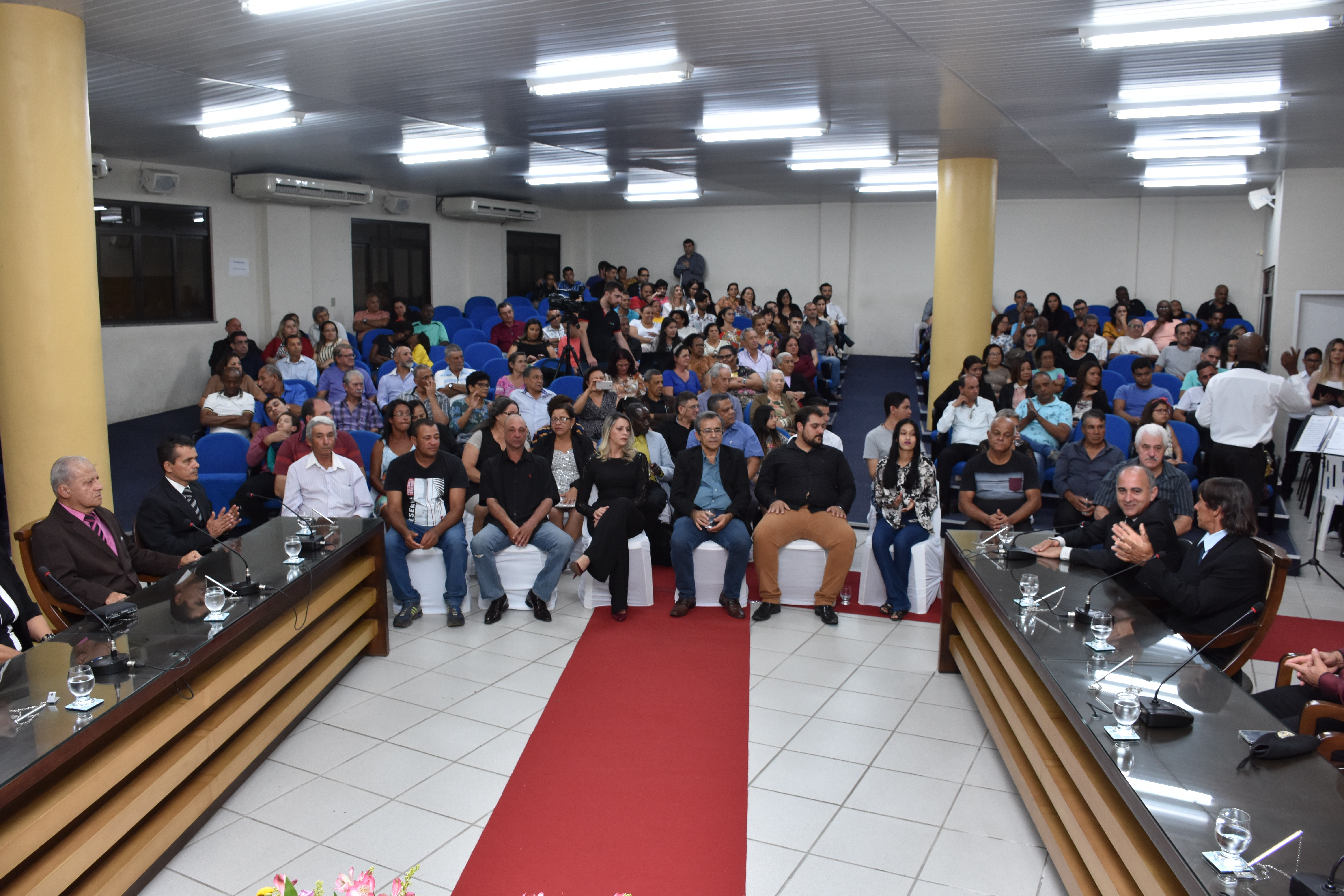 Câmara homenageia Líderes Comunitários