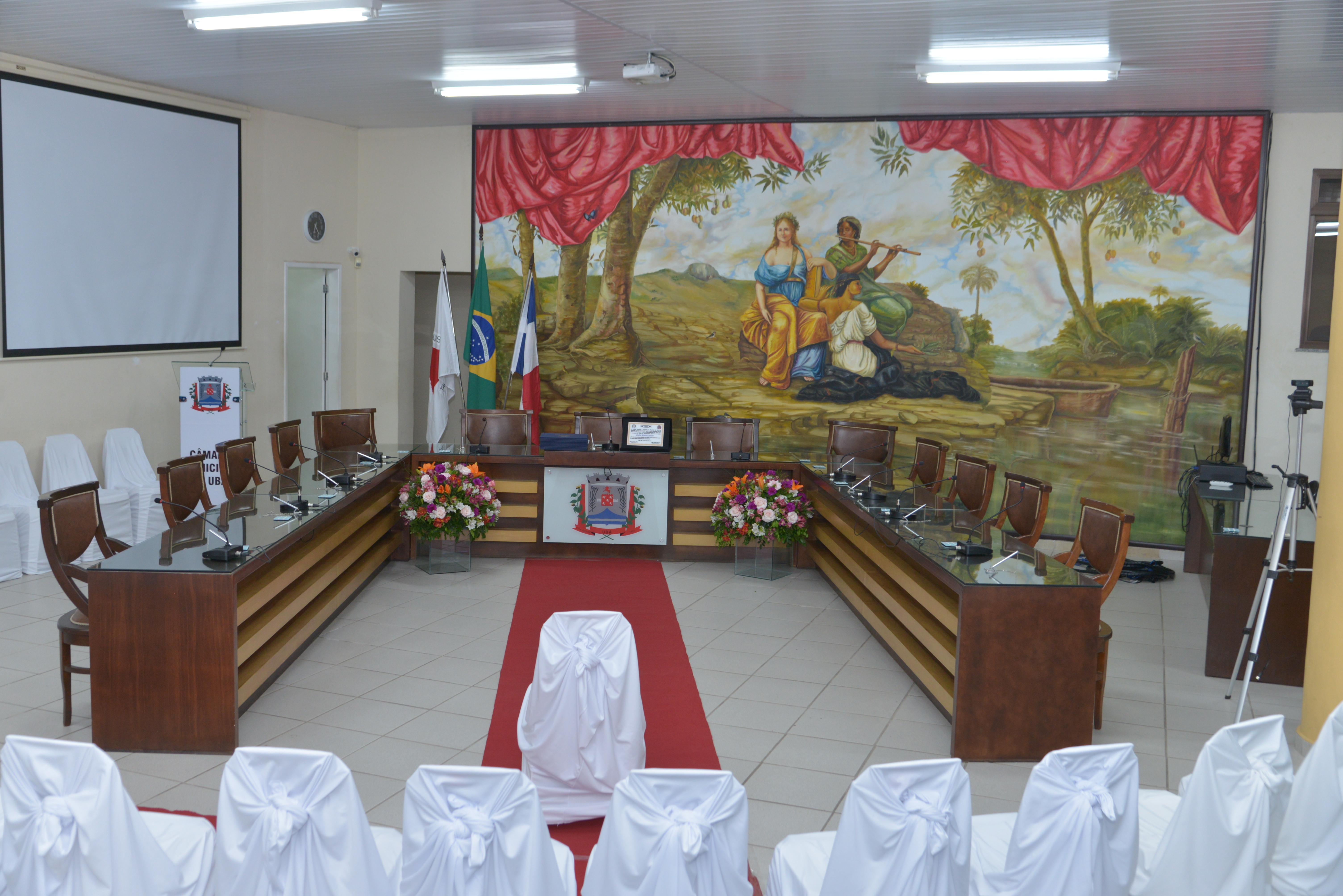 Câmara realiza sessão solene de entrega de títulos de cidadania honorária e Personalidade Ubaense do Ano