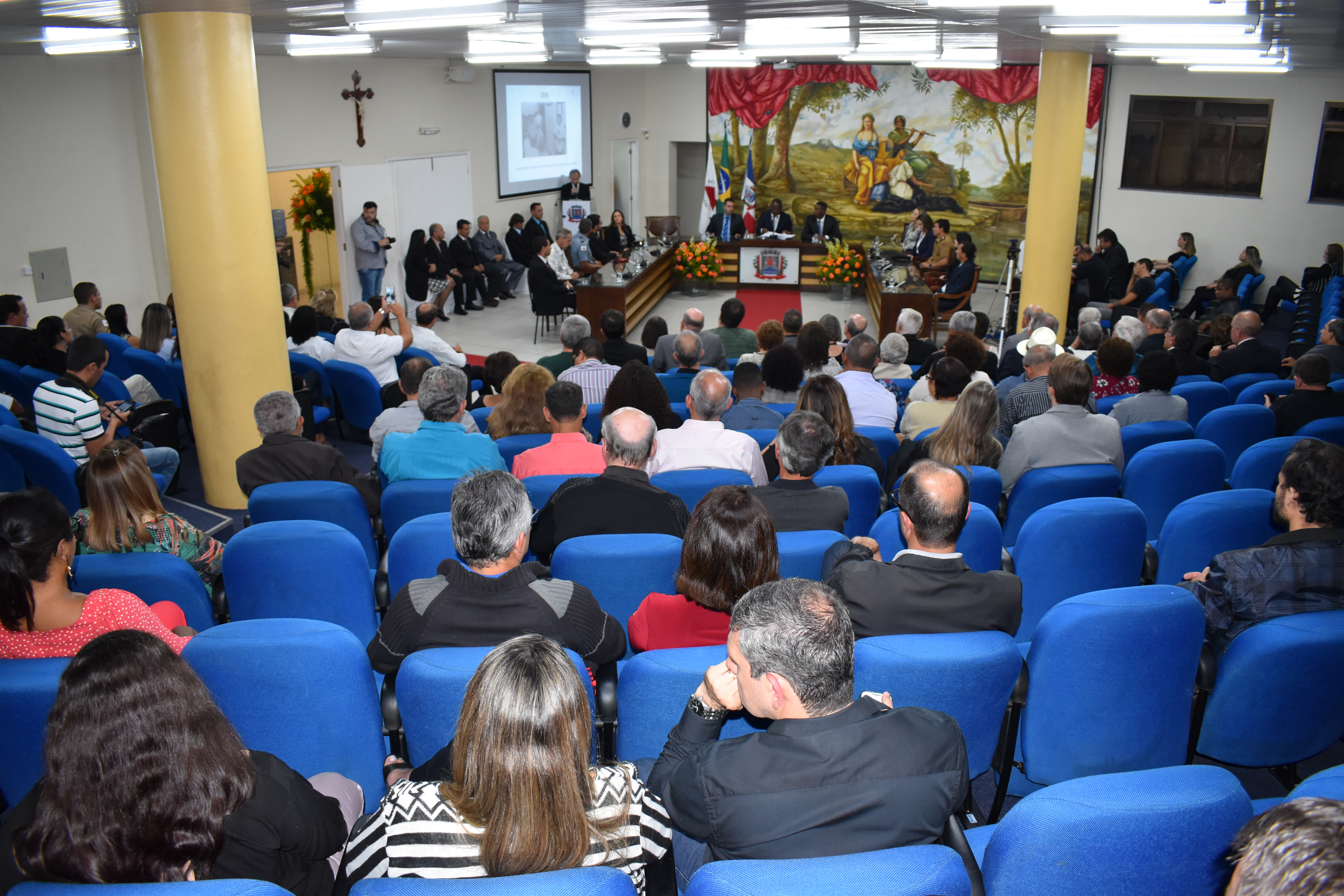 Cinquenta e sete ex-presidentes são homenageados em solenidade dos 165 anos da Câmara
