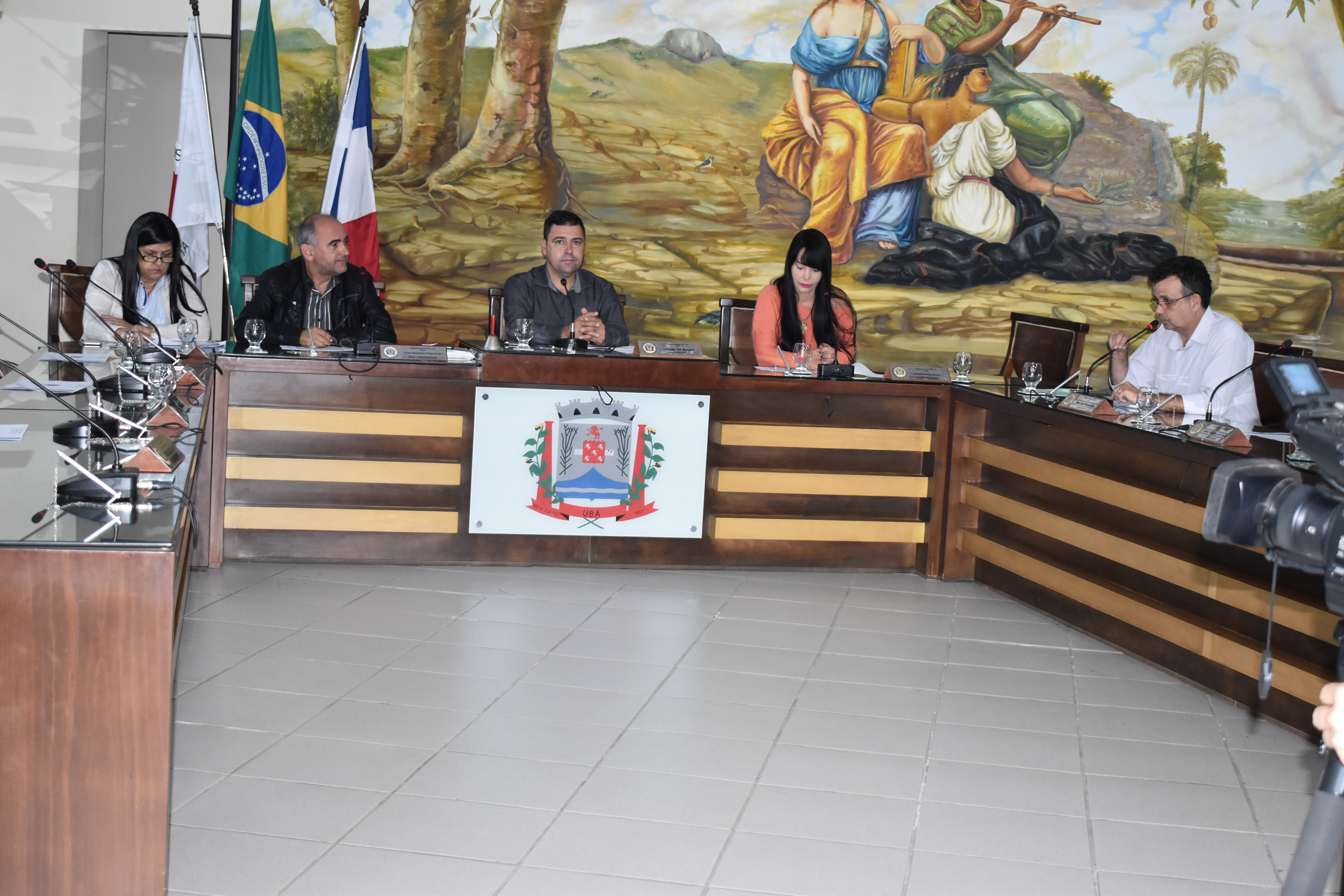 Comissão de Orçamento recebe prestação de contas do 2º quadrimestre