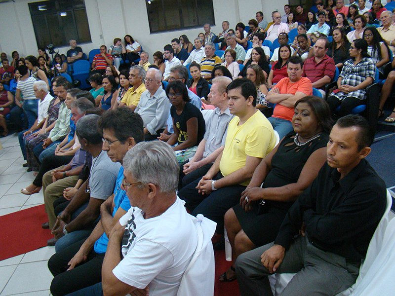 Diploma de Líder Comunitário é conferido a vinte e três pessoas em solenidade na CMU