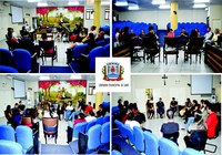 Escola do Legislativo da Câmara Municipal de Ubá realiza "Roda de Conversa sobre saúde mental no trabalho"