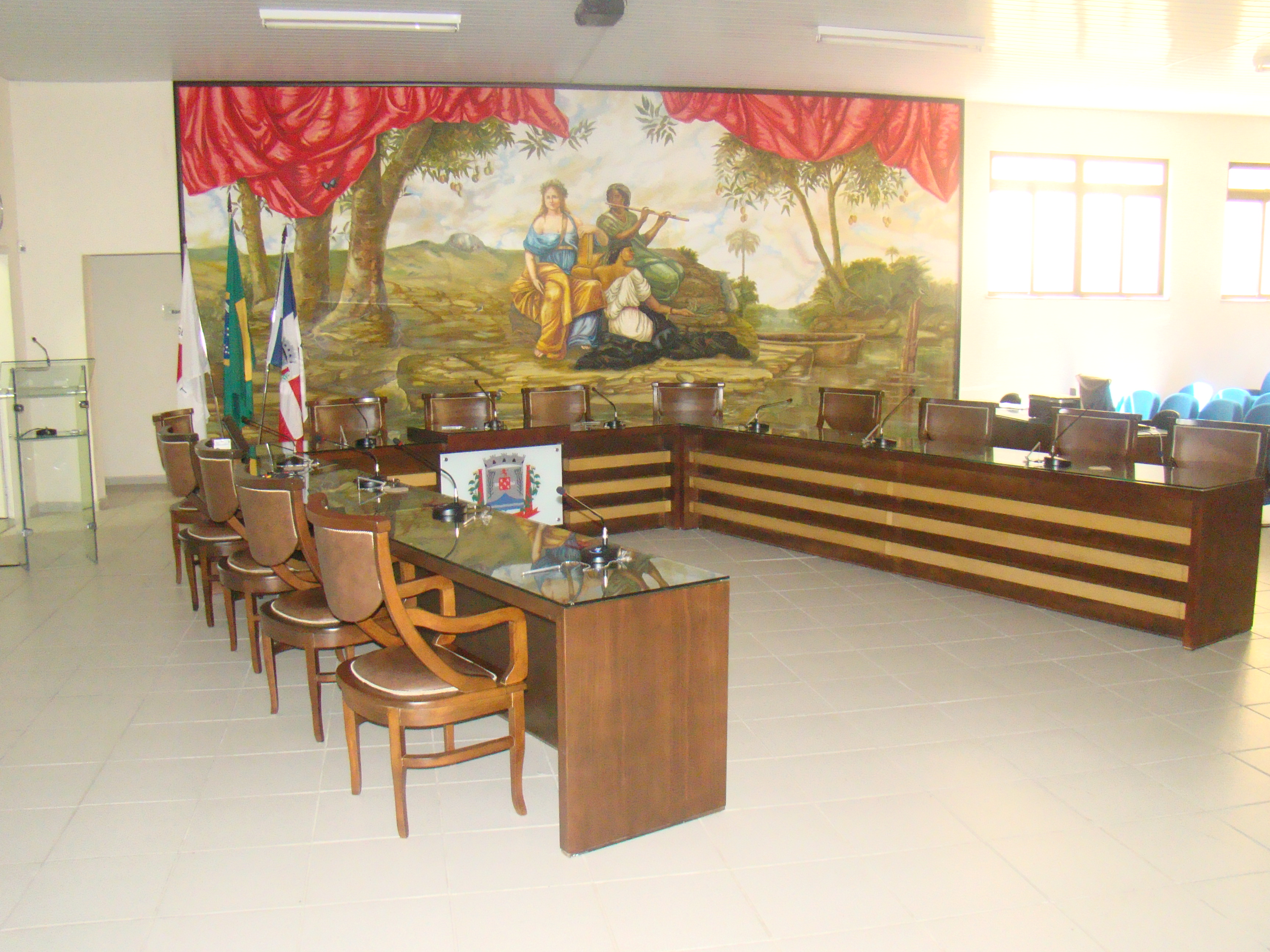 Legislativo revê normas internas e regimentais