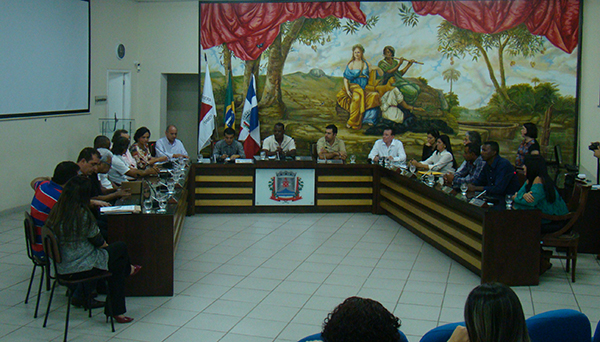 Saúde no município é discutida em reunião na Câmara 