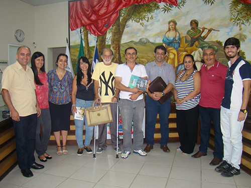 Servidores da Câmara de Cataguases visitam CMU 