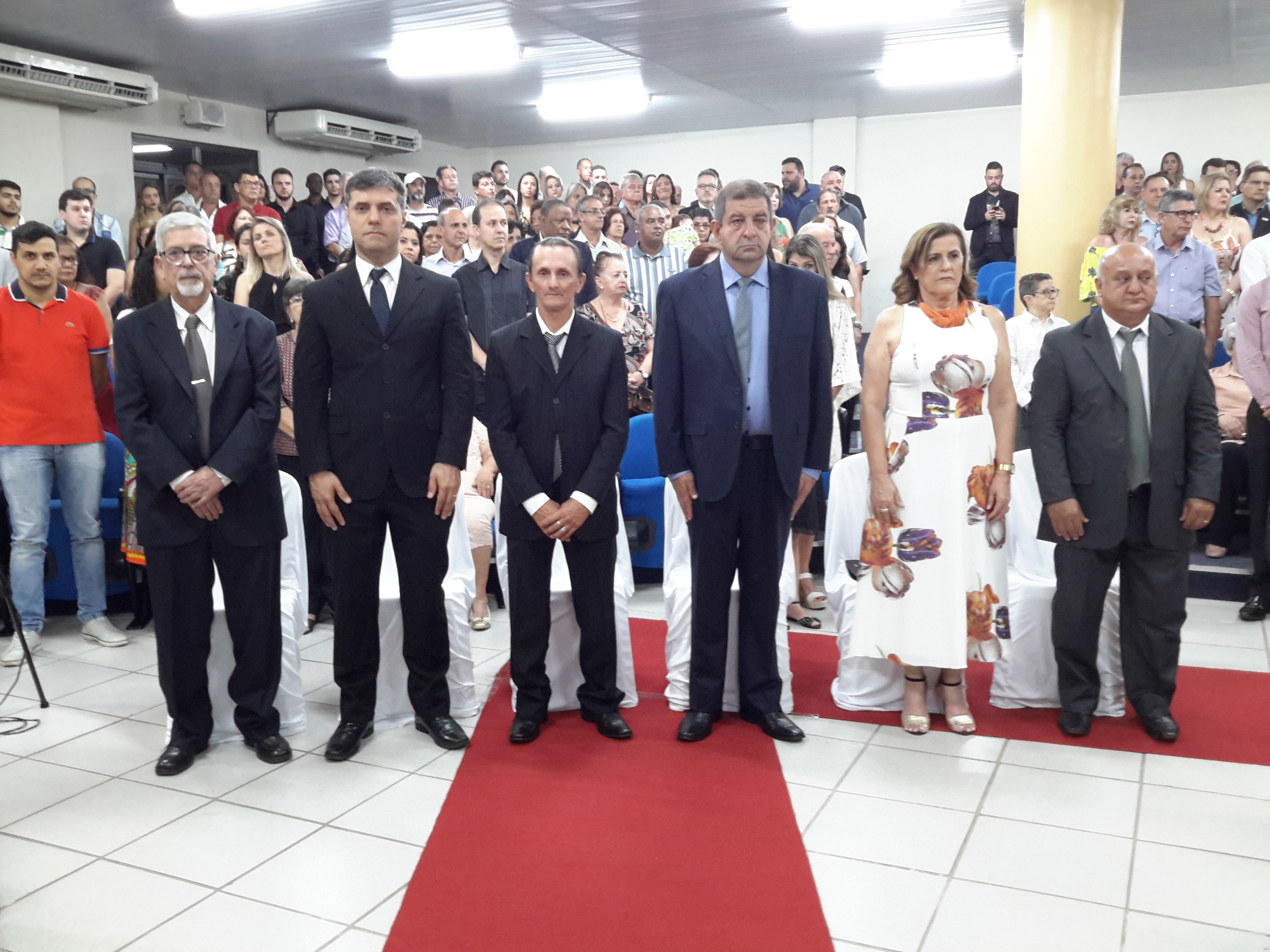 Sessão solene de entrega da Comenda Ary Barroso é realizada na CMU