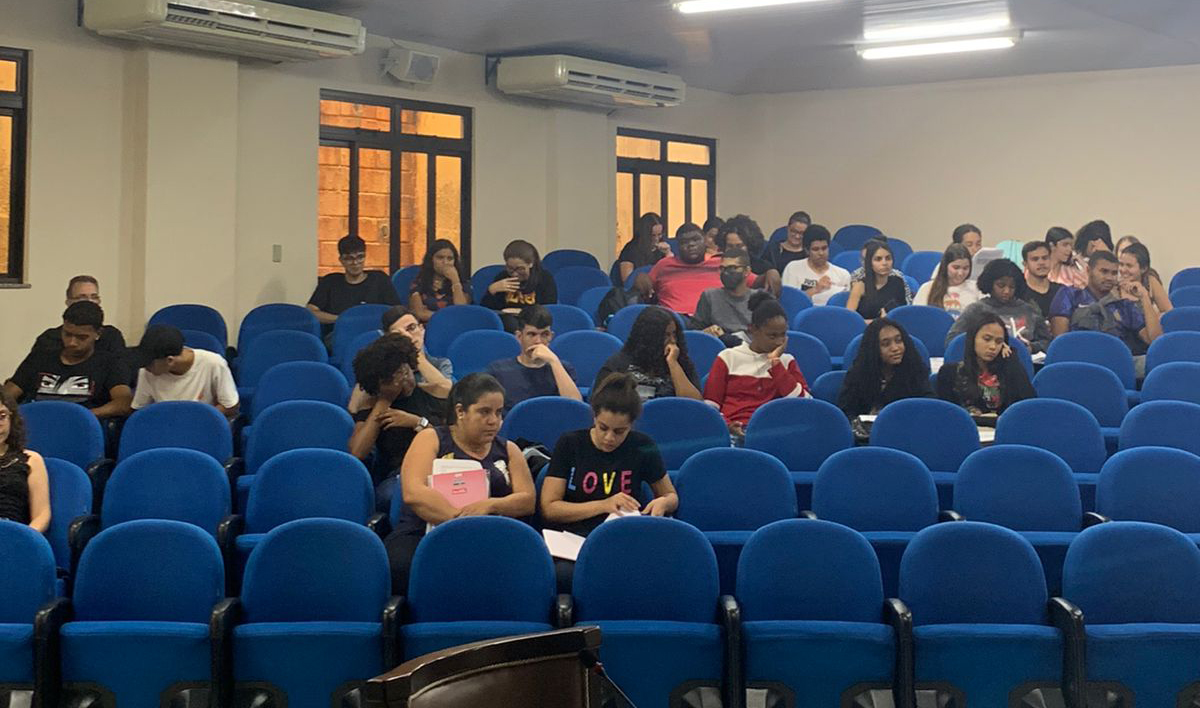 Tem início as aulas do Pré-Enem Social de 2022 da CMU