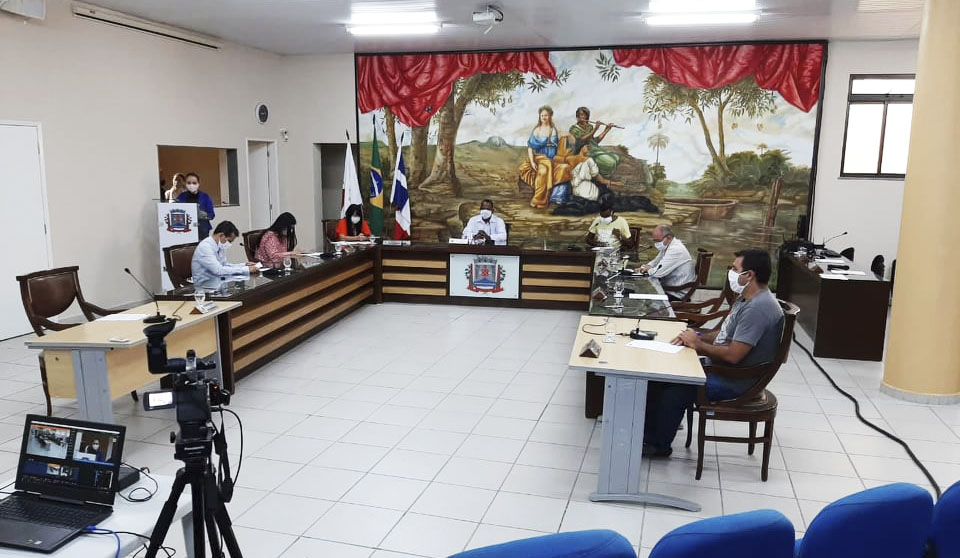 Trabalhos Legislativos: Câmara aprova projeto que altera a legislação tributária municipal   