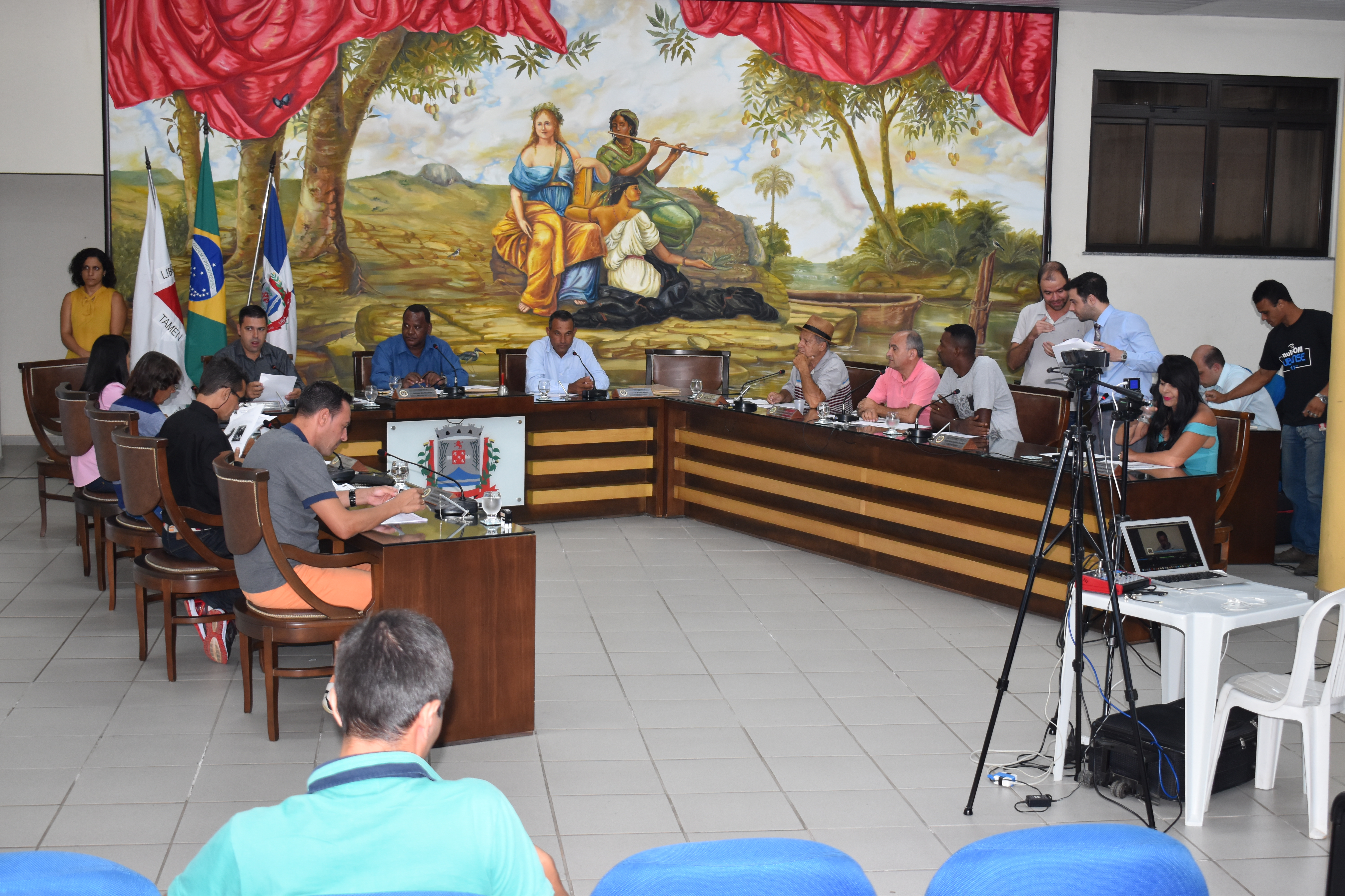 Vereadores aprovam cinco projetos de lei em reuniões ordinária e extraordinária